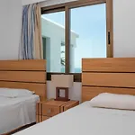 Rododafni Hotel apartamentowy 4*