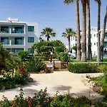Hotel apartamentowy Rododafni Klorakas