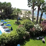 Rododafni 4*