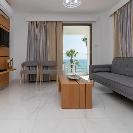 Rododafni 4* Klorakas