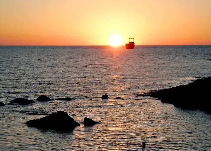 Rododafni Beach Lejlighedshotel 4*