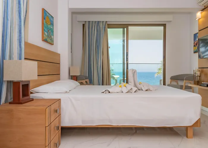 Lejlighedshotel Rododafni Beach