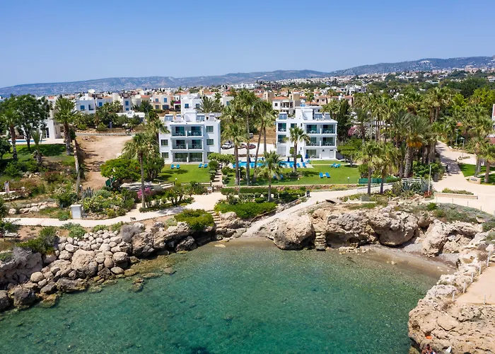 Rododafni Beach Lejlighedshotel 4*