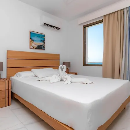 Rododafni 3* Klorakas