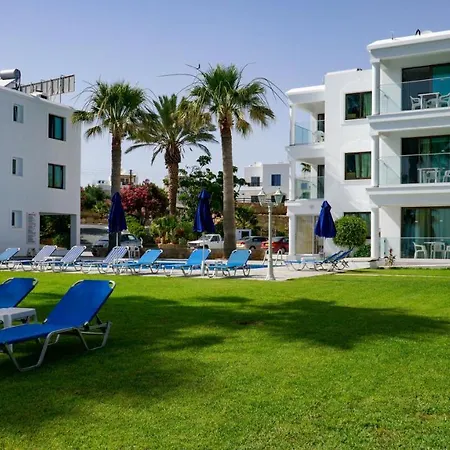 Rododafni Aparthotel Klorakas