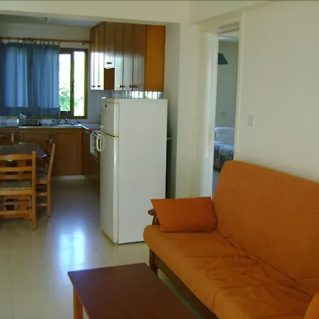 Rododafni Aparthotel