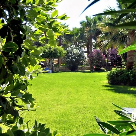 Aparthotel Rododafni