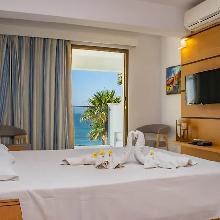 Aparthotel Rododafni Klorakas