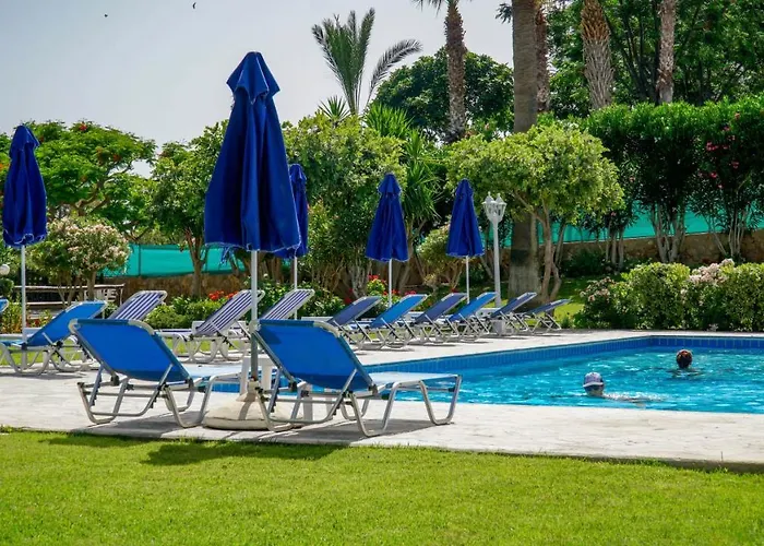 Rododafni Apartahotel