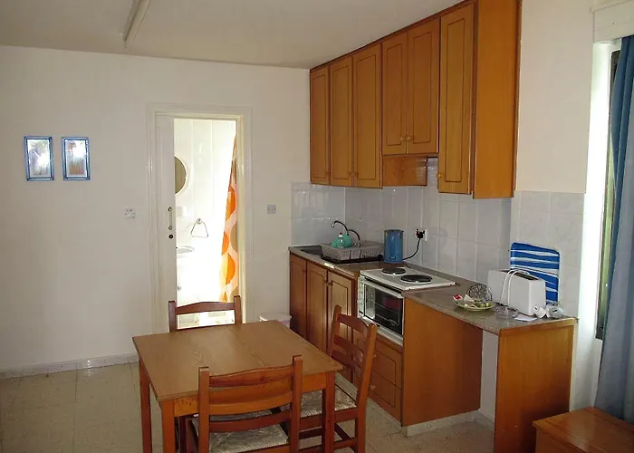 Rododafni Apartahotel